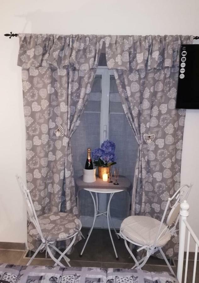 Addu' Ninucc' Hotel Nápoly Kültér fotó