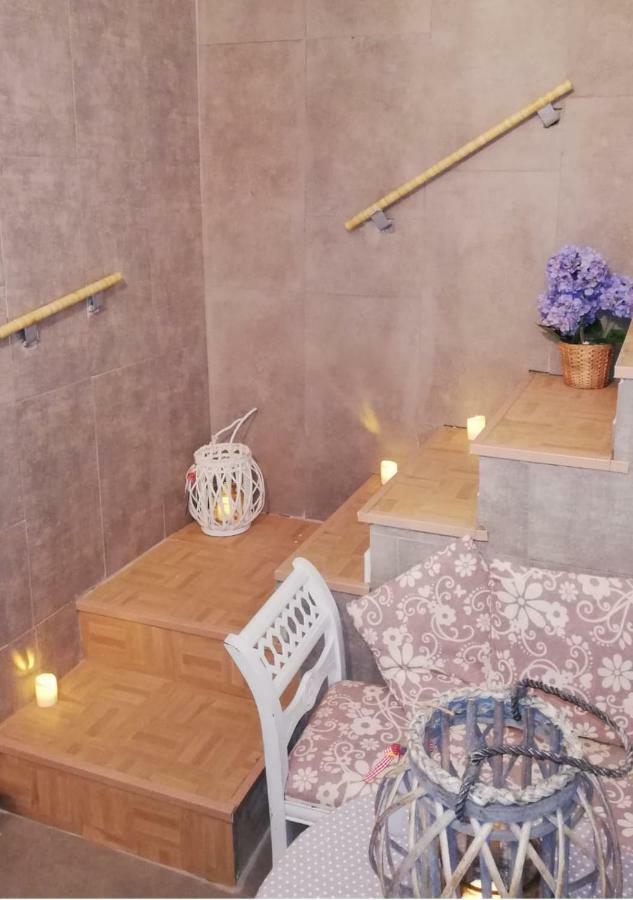 Addu' Ninucc' Hotel Nápoly Kültér fotó