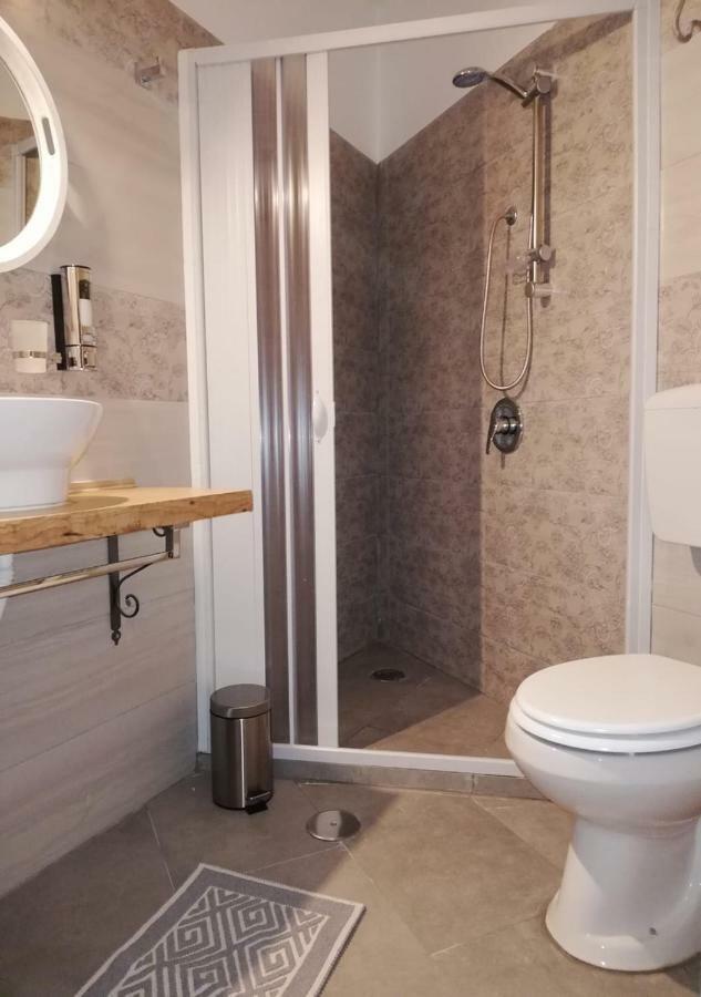 Addu' Ninucc' Hotel Nápoly Kültér fotó